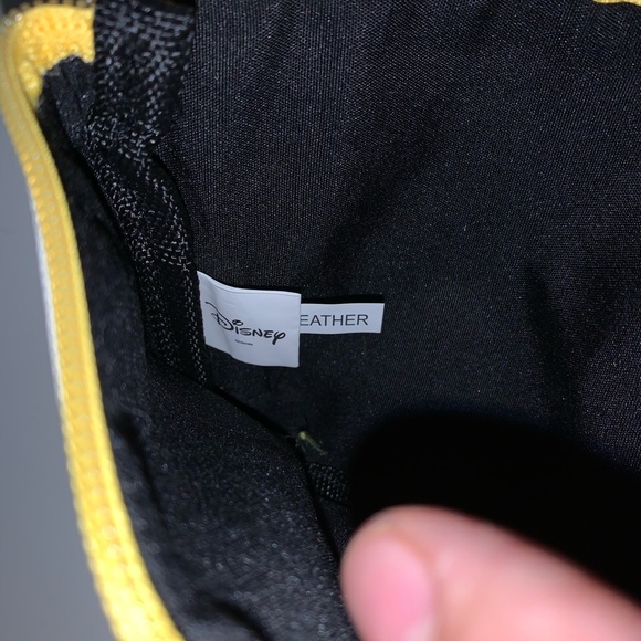 Disney’s Beauty & The Beast Chip Pouch - Picture 3 of 3